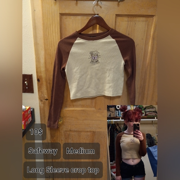 Crop tops/Tank Tops - Picture 2 of 6